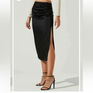 NWT ASTR the label skirt